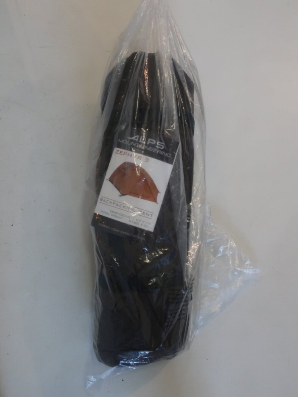 NIB Alps Mountaineering Zephyr 3Person Rust 7000 Series Backpacking Tent 6'2x7'5